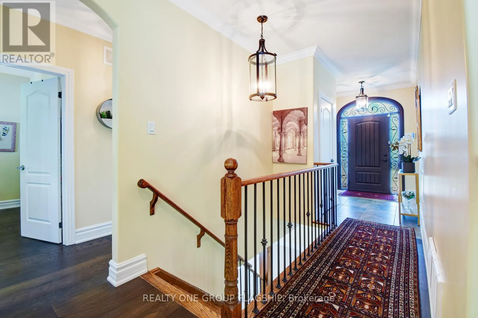 24 WENDAT TRAIL