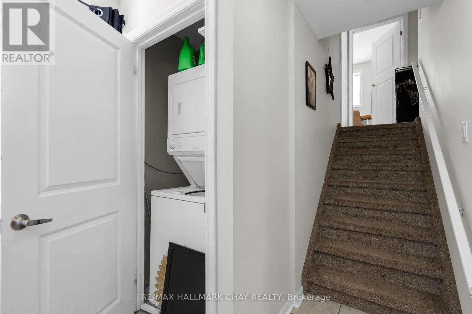 1, 2, 3 - 24 CHARLBROOK AVENUE