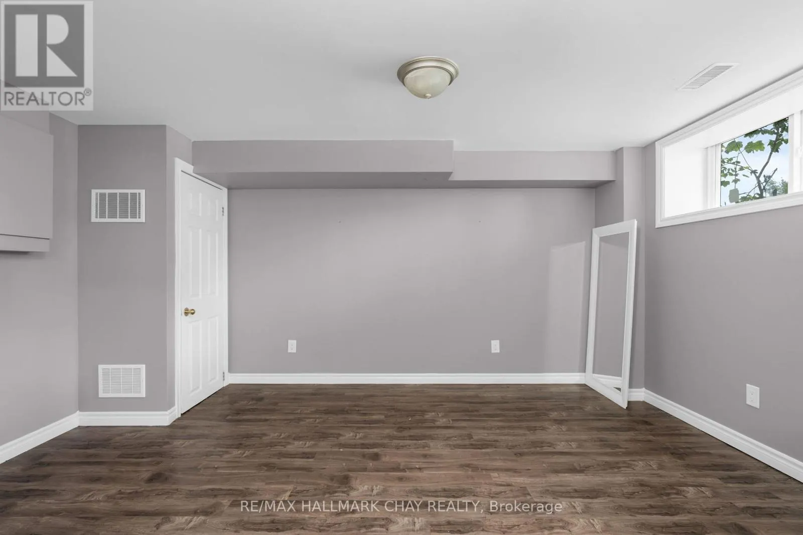 1, 2, 3 - 24 CHARLBROOK AVENUE