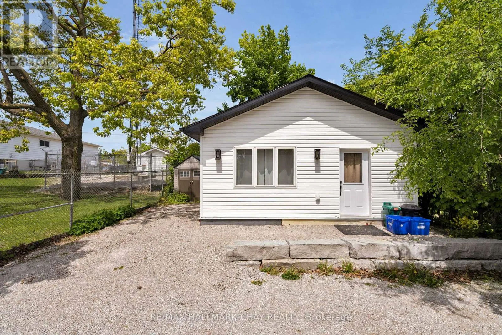 1, 2, 3 - 24 CHARLBROOK AVENUE