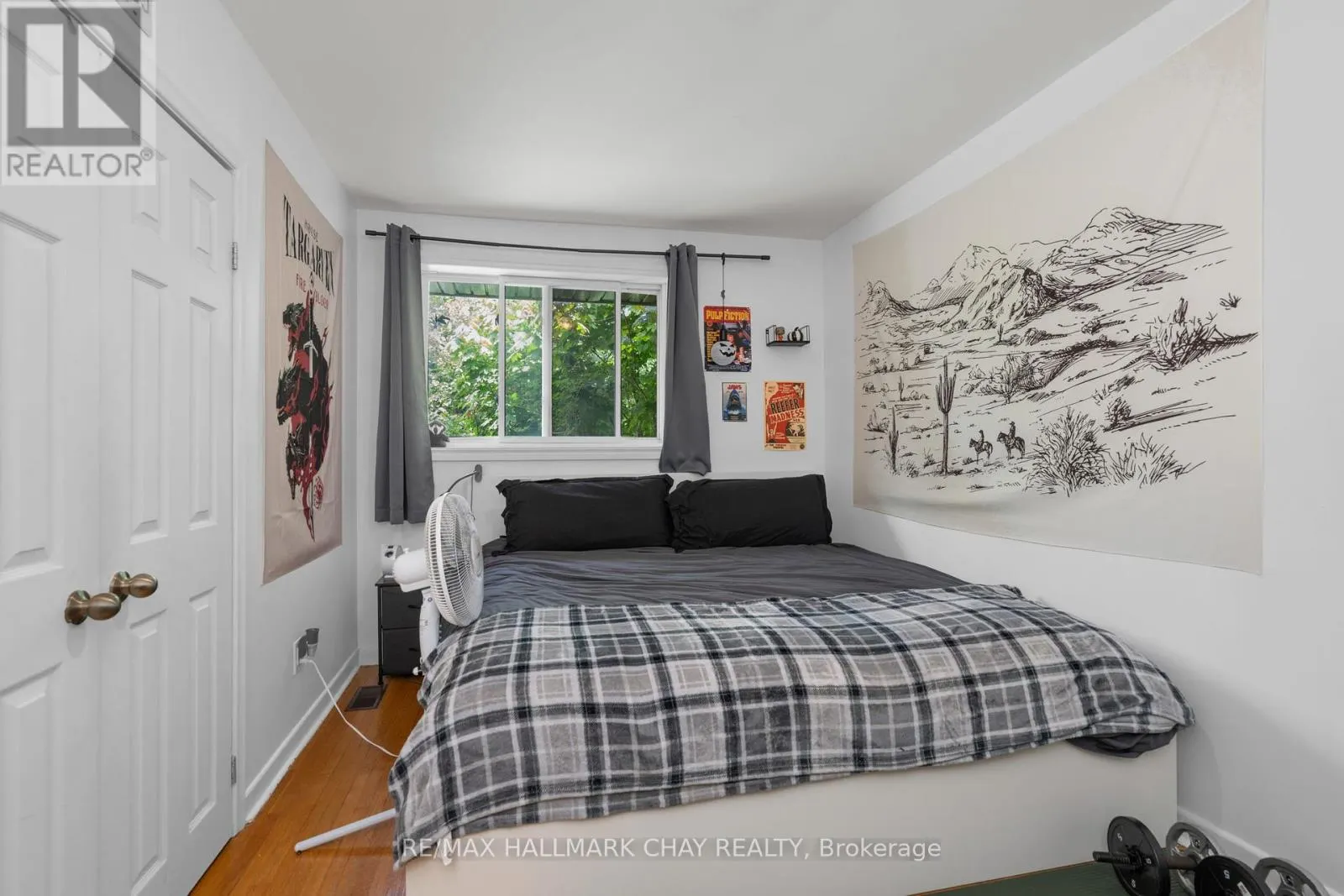 1, 2, 3 - 24 CHARLBROOK AVENUE