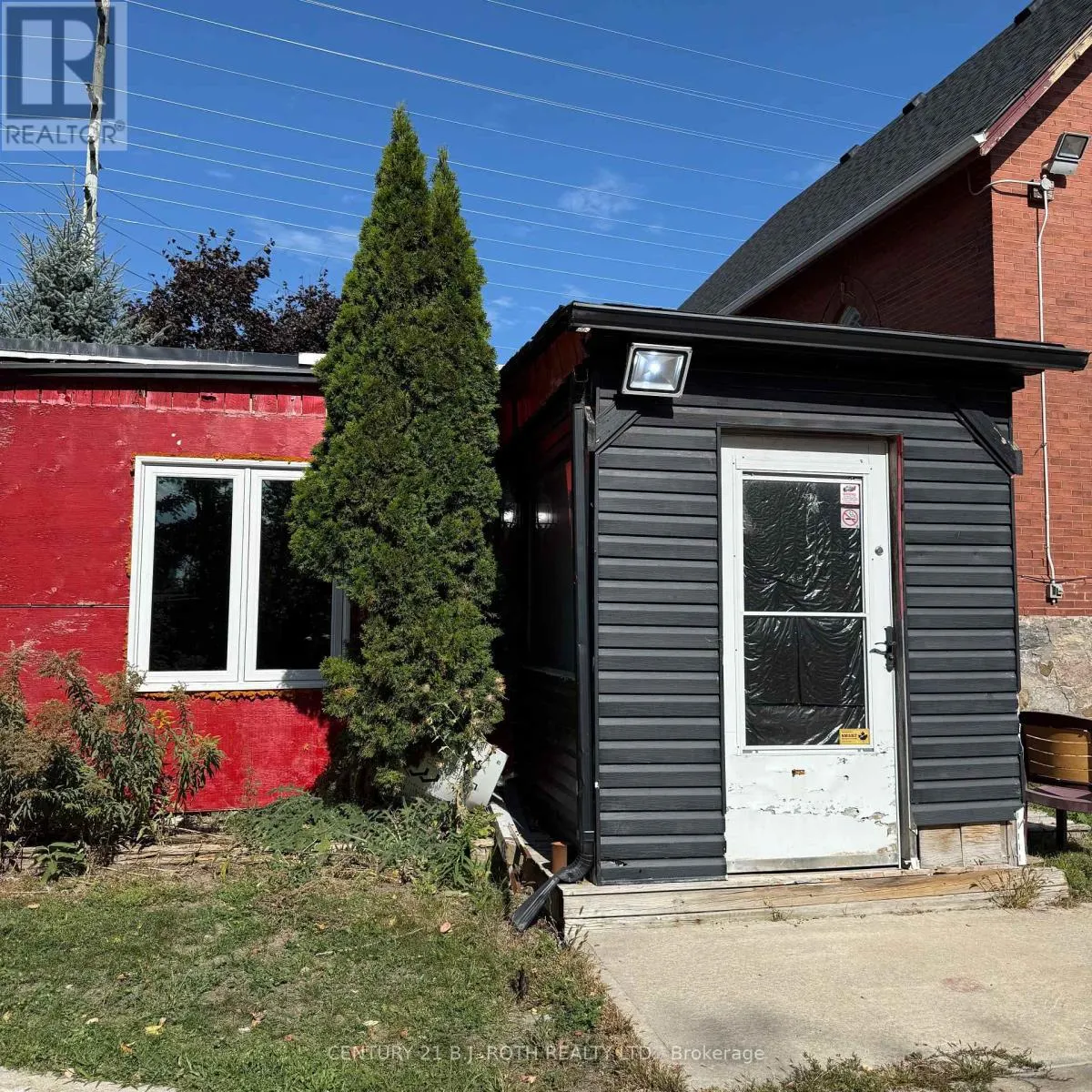 BACK UNIT - 371 MAPLEVIEW DRIVE W