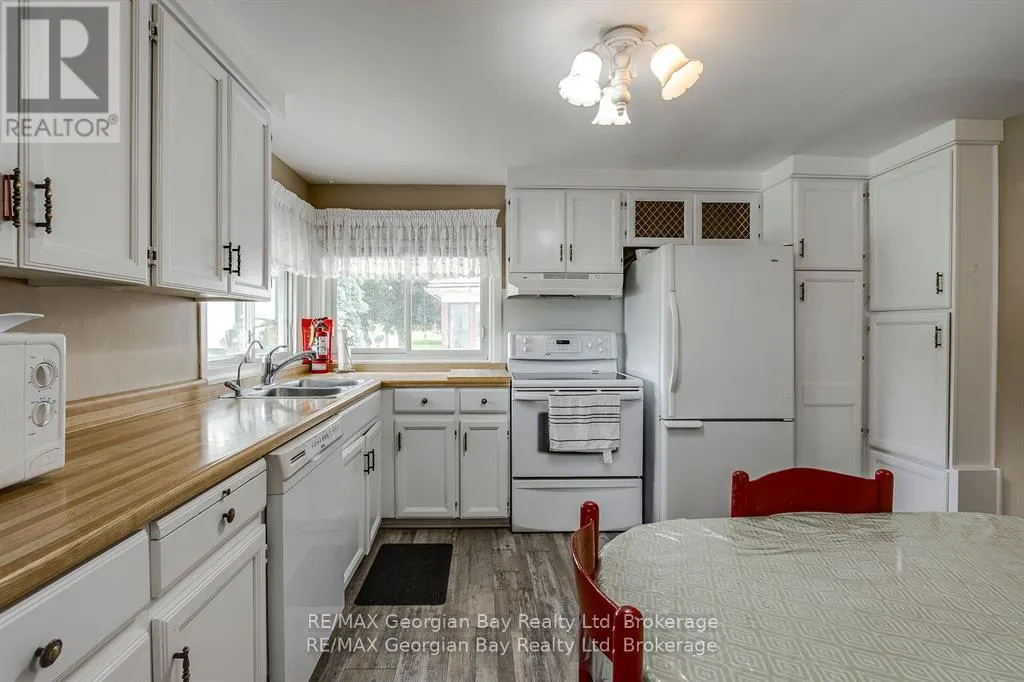 586 DOMINION AVENUE