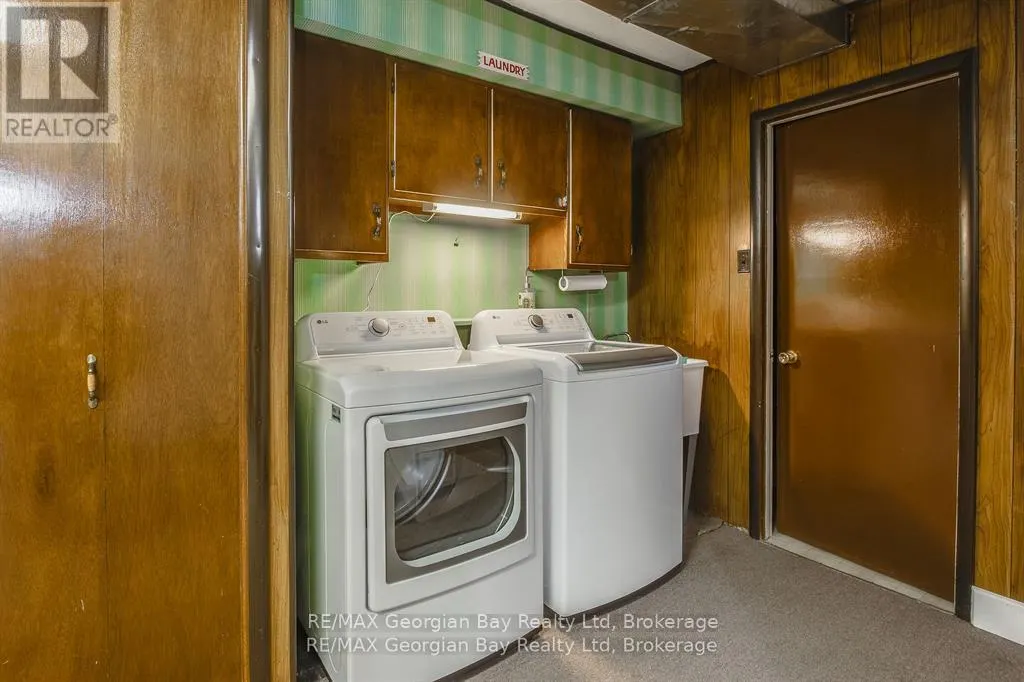 586 DOMINION AVENUE