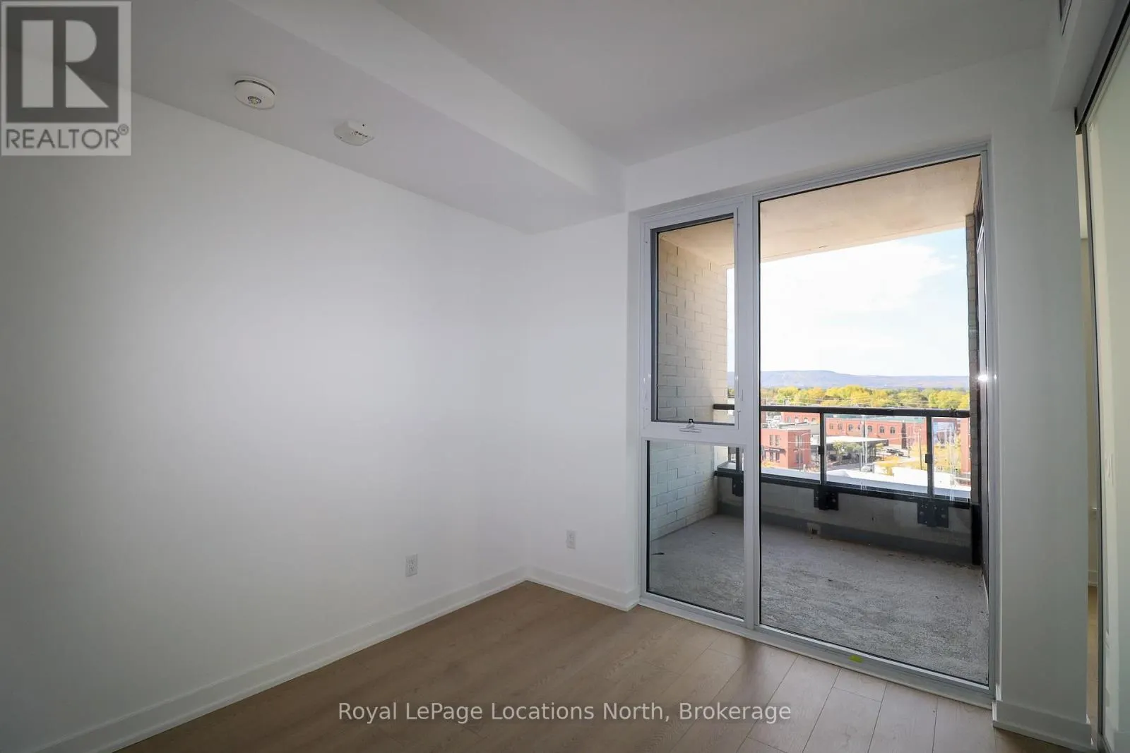 518 - 31 HURON STREET, #518
