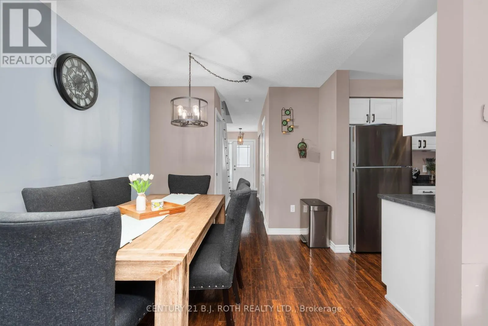 221 HARVIE ROAD