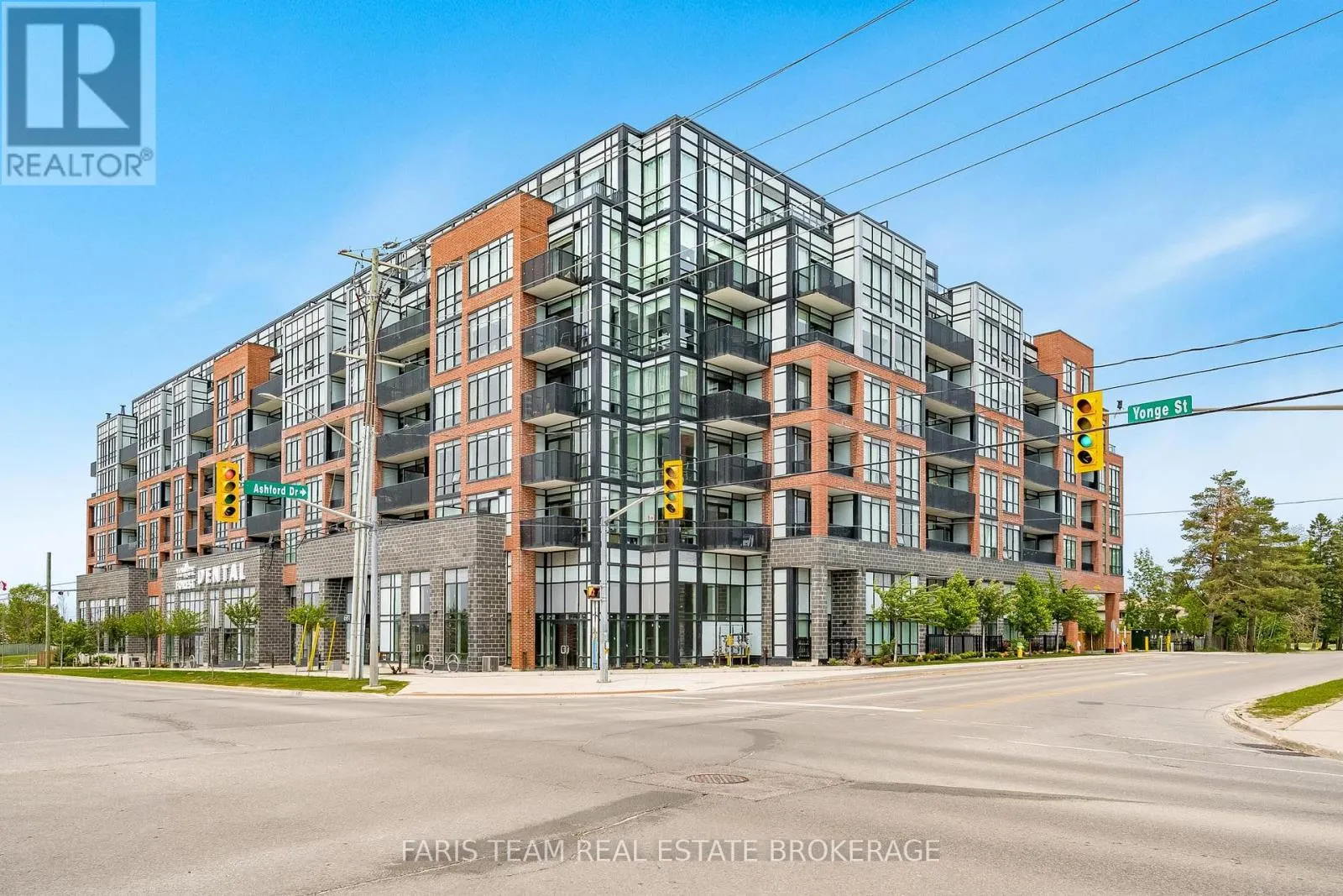 311 - 681 YONGE STREET