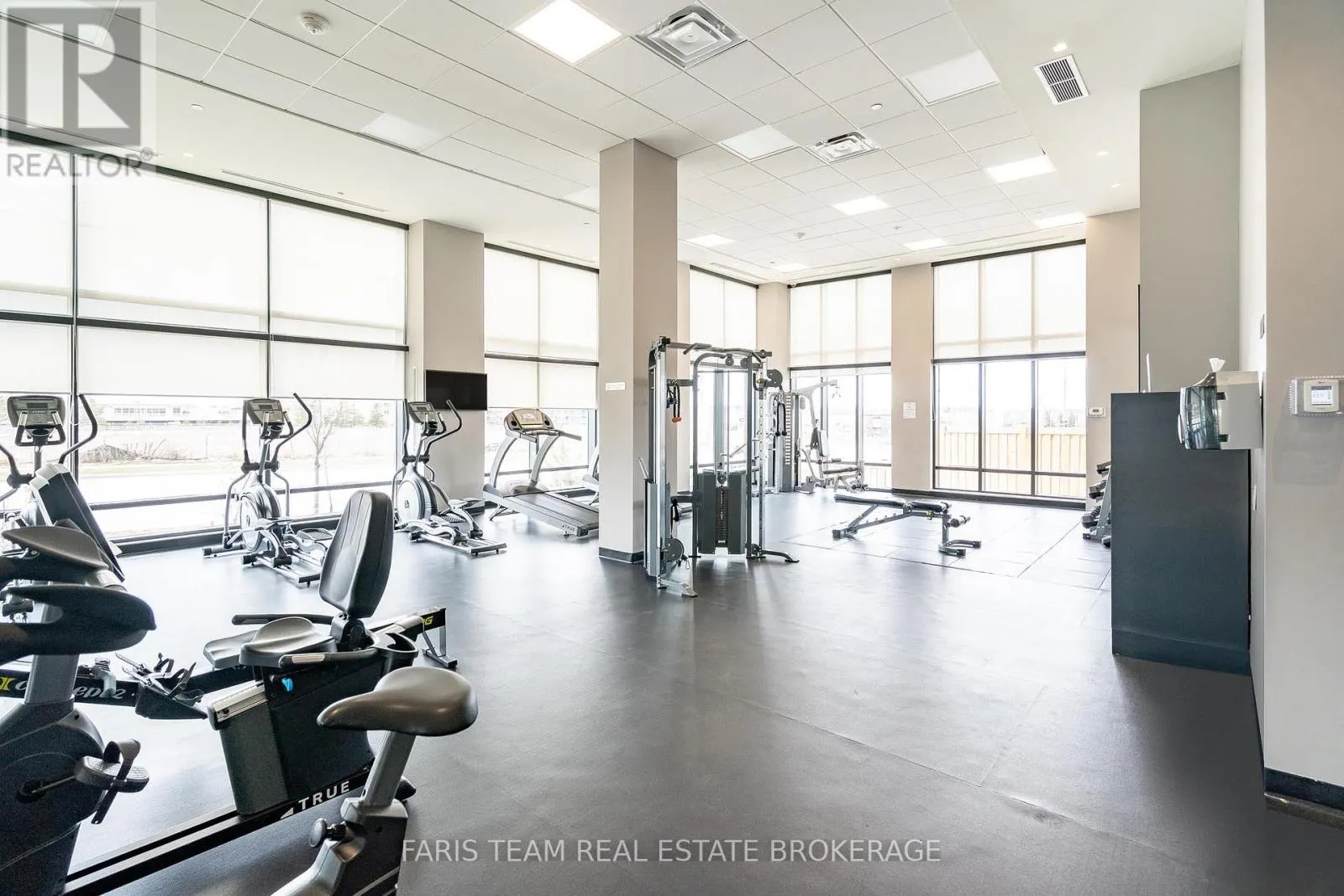 311 - 681 YONGE STREET