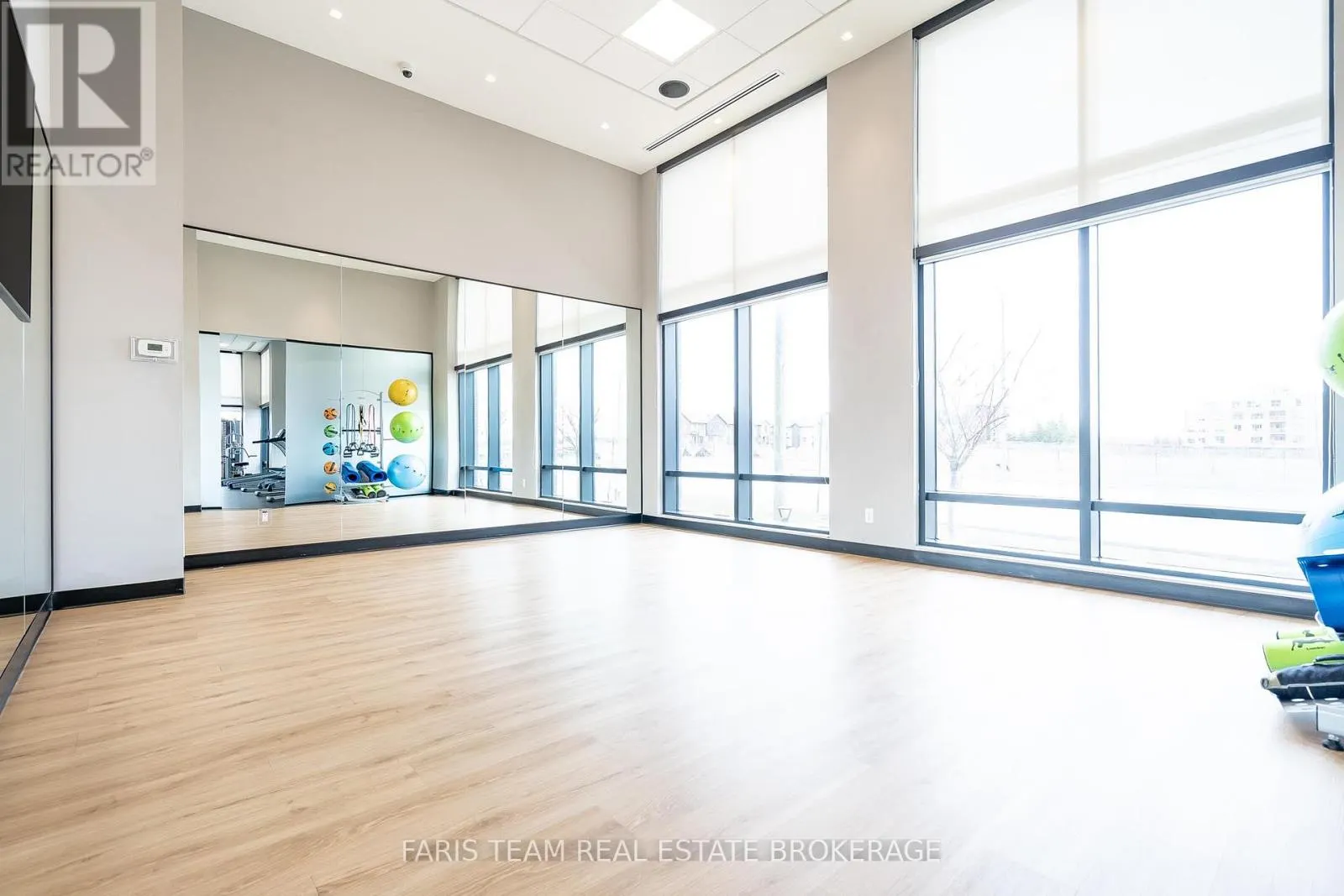 311 - 681 YONGE STREET