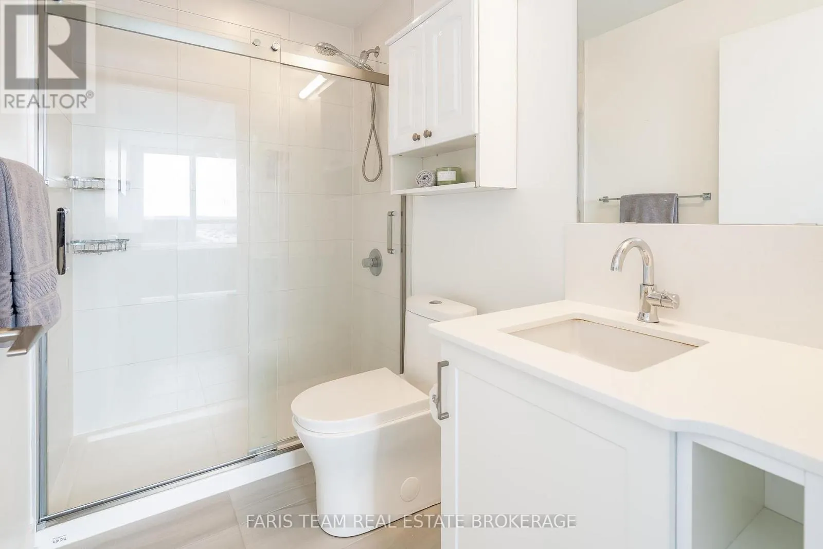 311 - 681 YONGE STREET