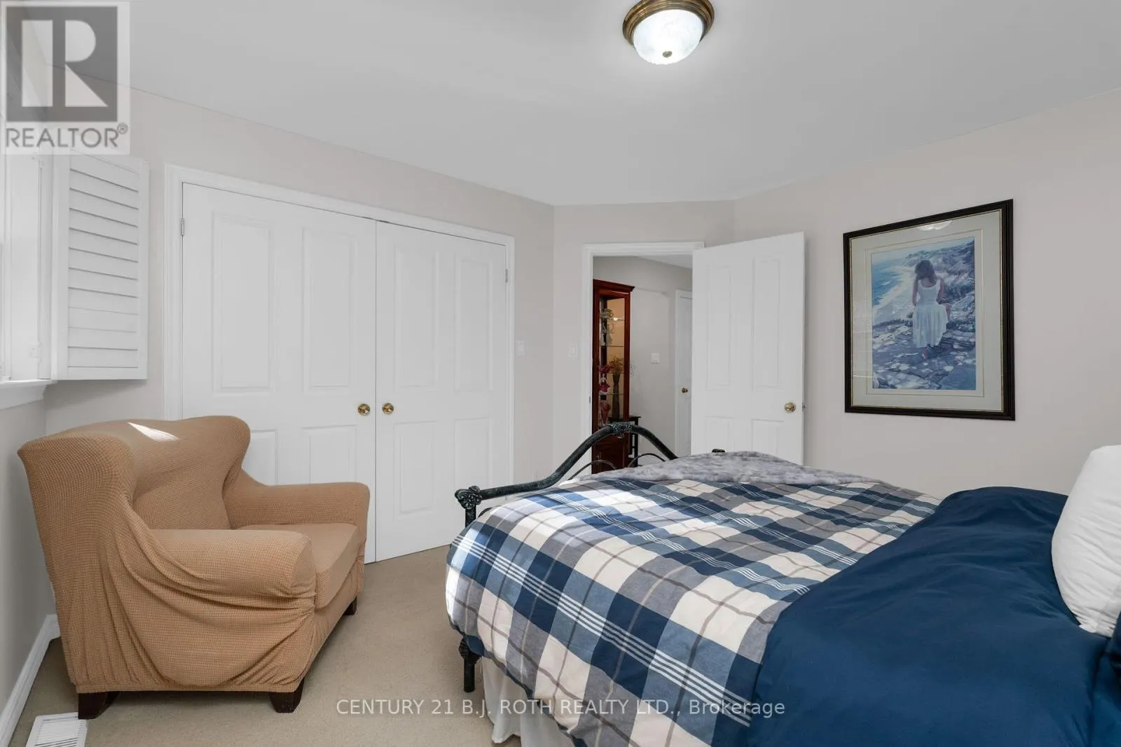 2710 PORTAGE TRAIL