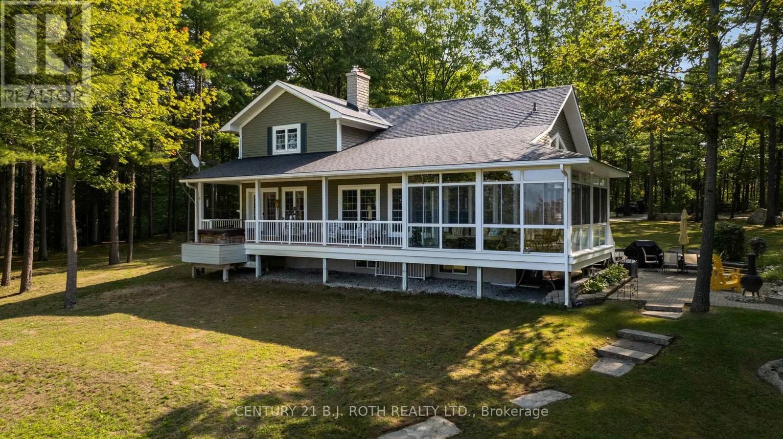 2710 PORTAGE TRAIL