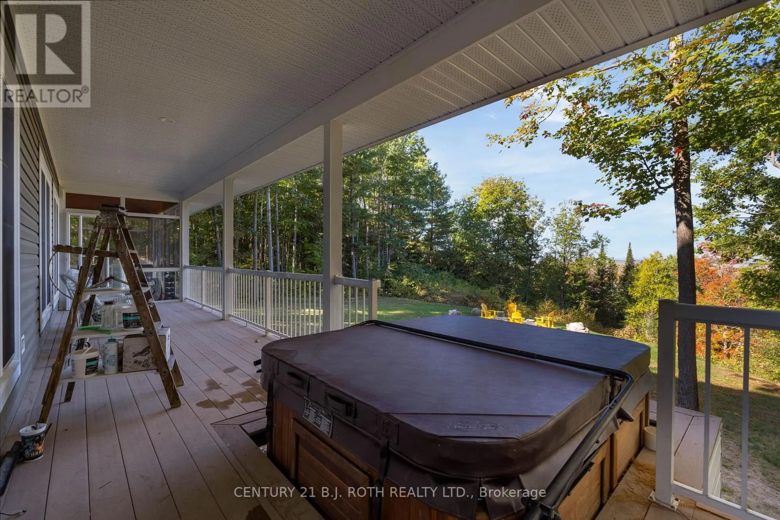 2710 PORTAGE TRAIL