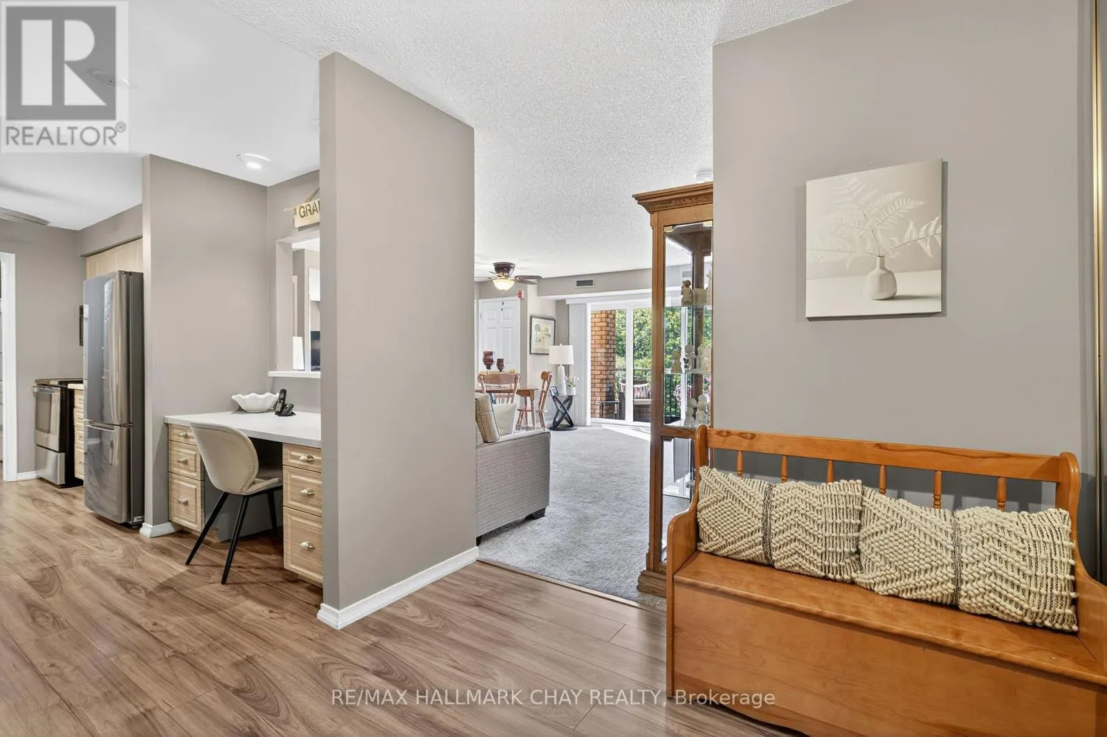 124 - 10 COULTER STREET