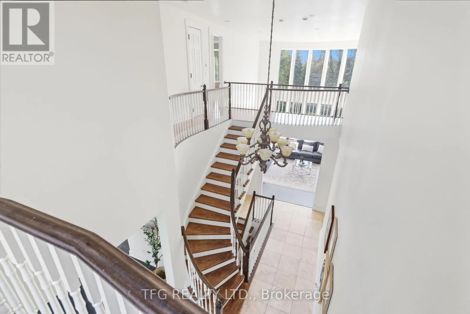 165 BAYSHORE DRIVE