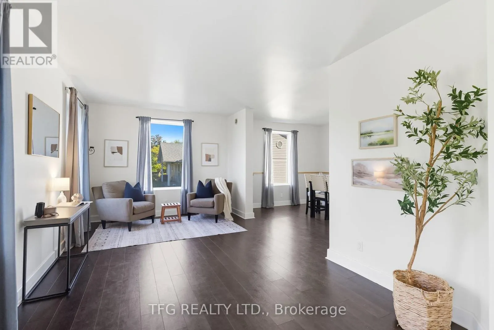 165 BAYSHORE DRIVE