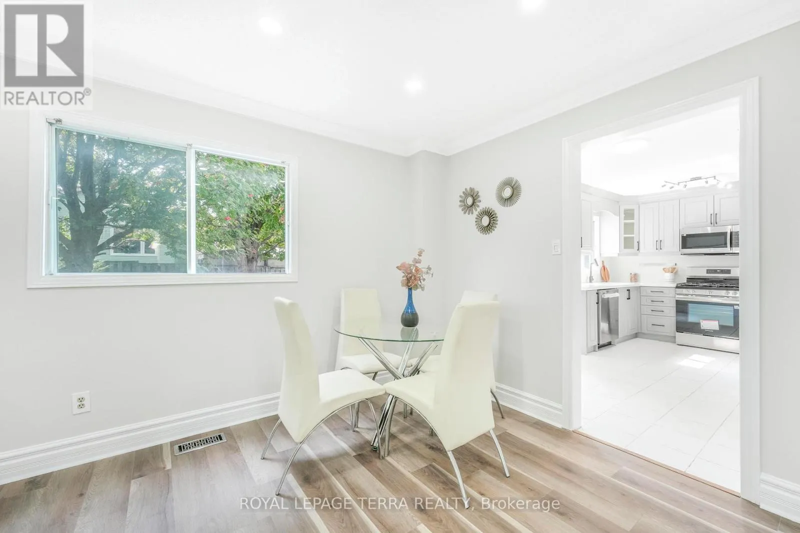 67 LIVINGSTONE STREET W