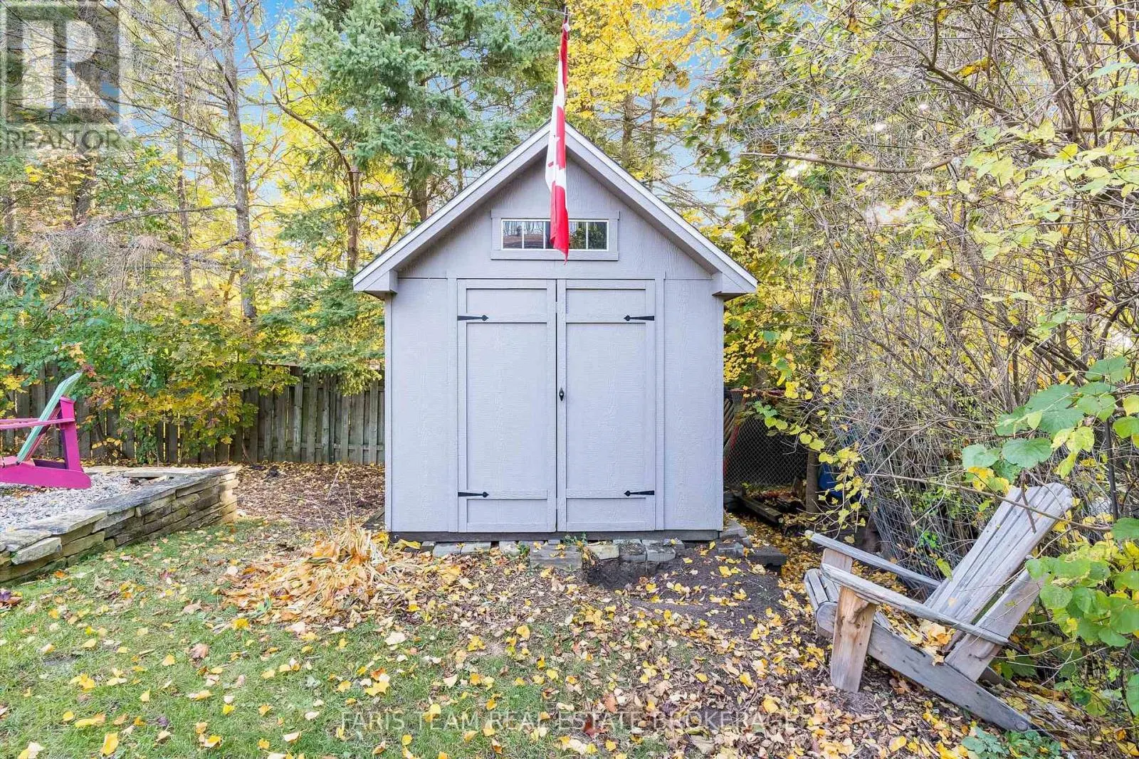 27 GARRETT CRESCENT