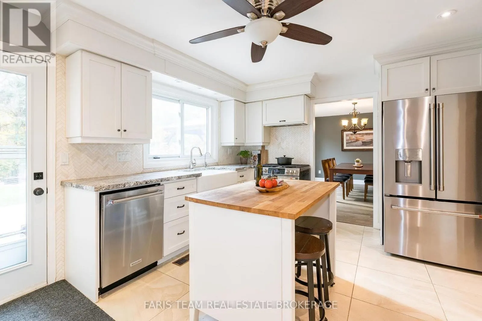 27 GARRETT CRESCENT