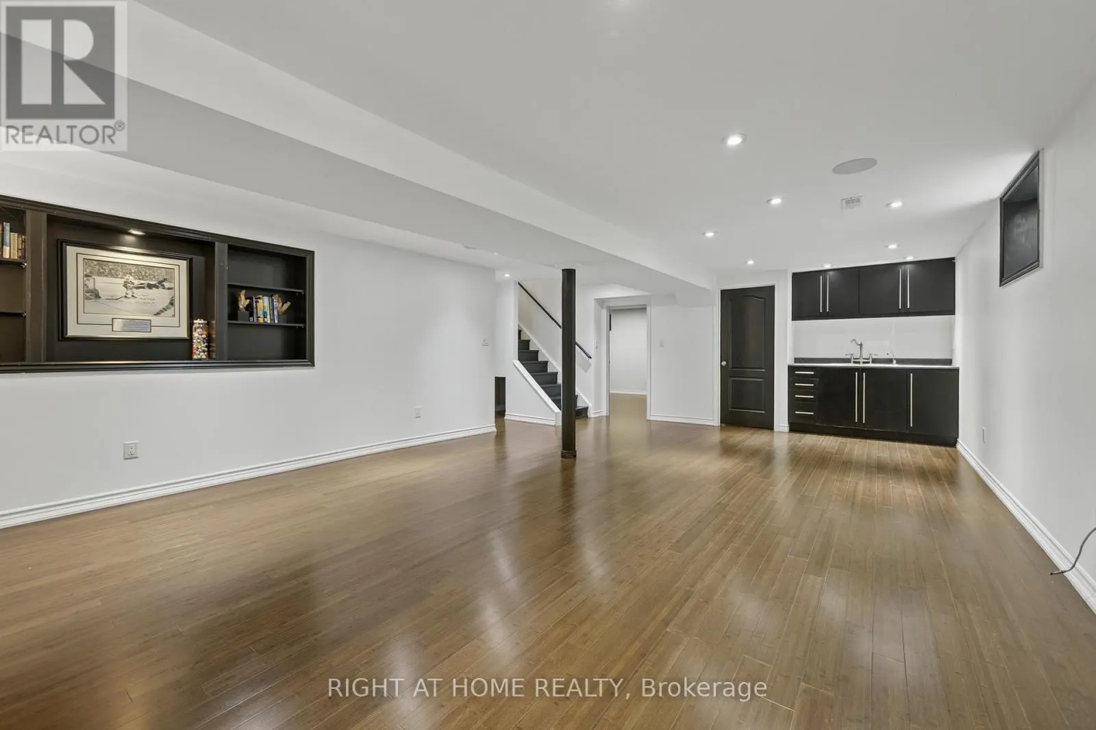 72 BIRKHALL PLACE