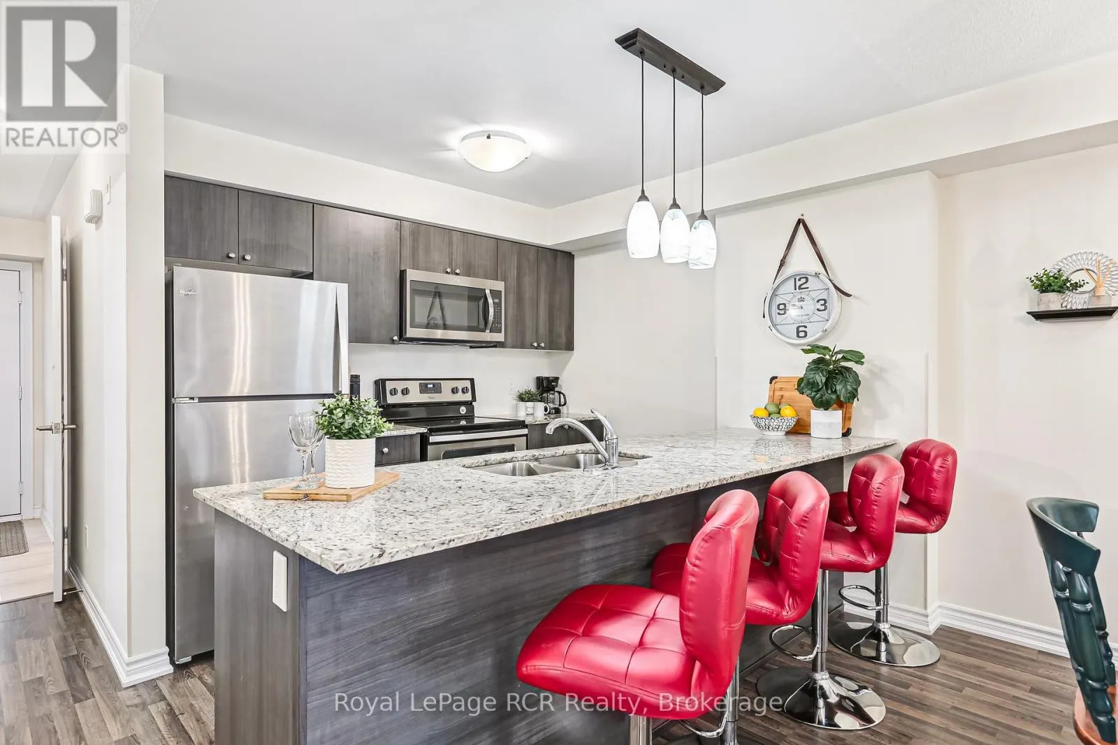 205 - 2 COVE COURT, #205