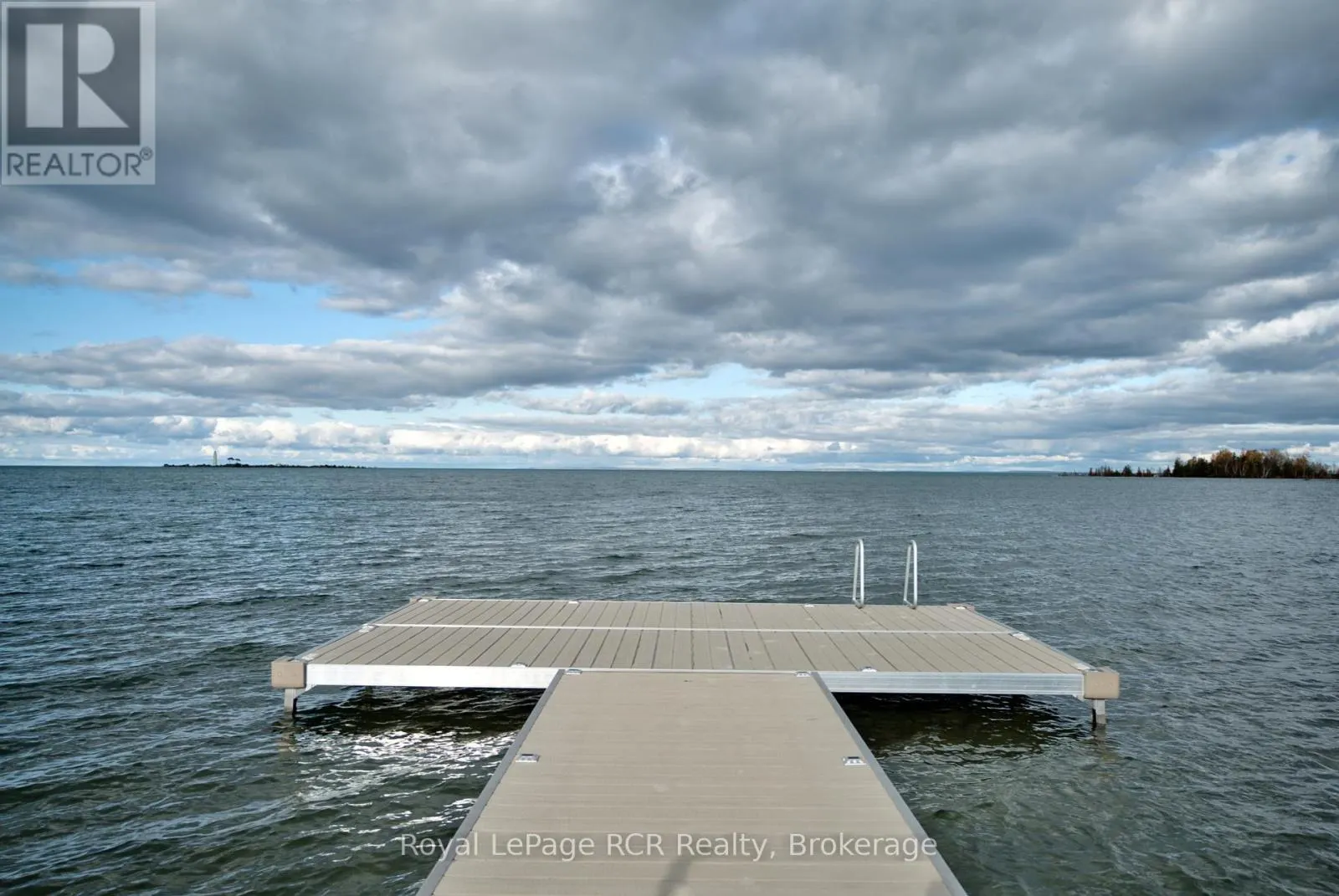 205 - 2 COVE COURT, #205