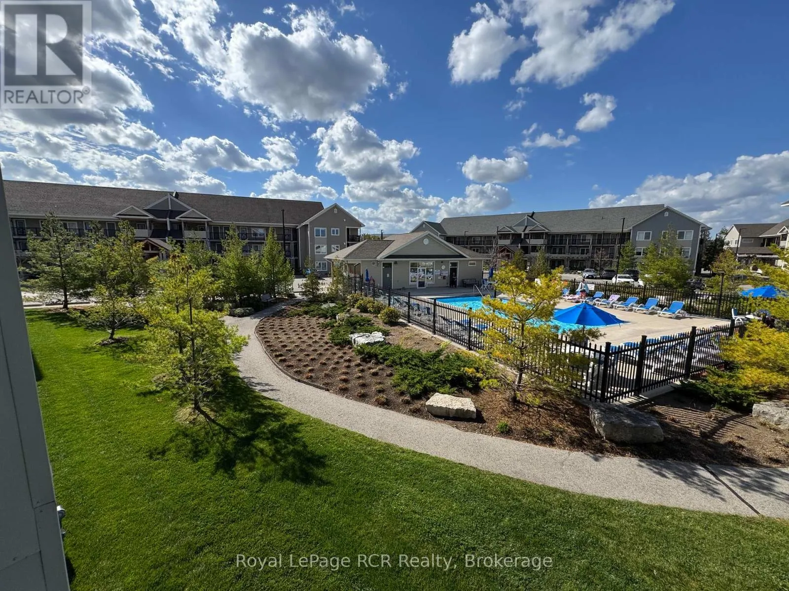 205 - 2 COVE COURT, #205