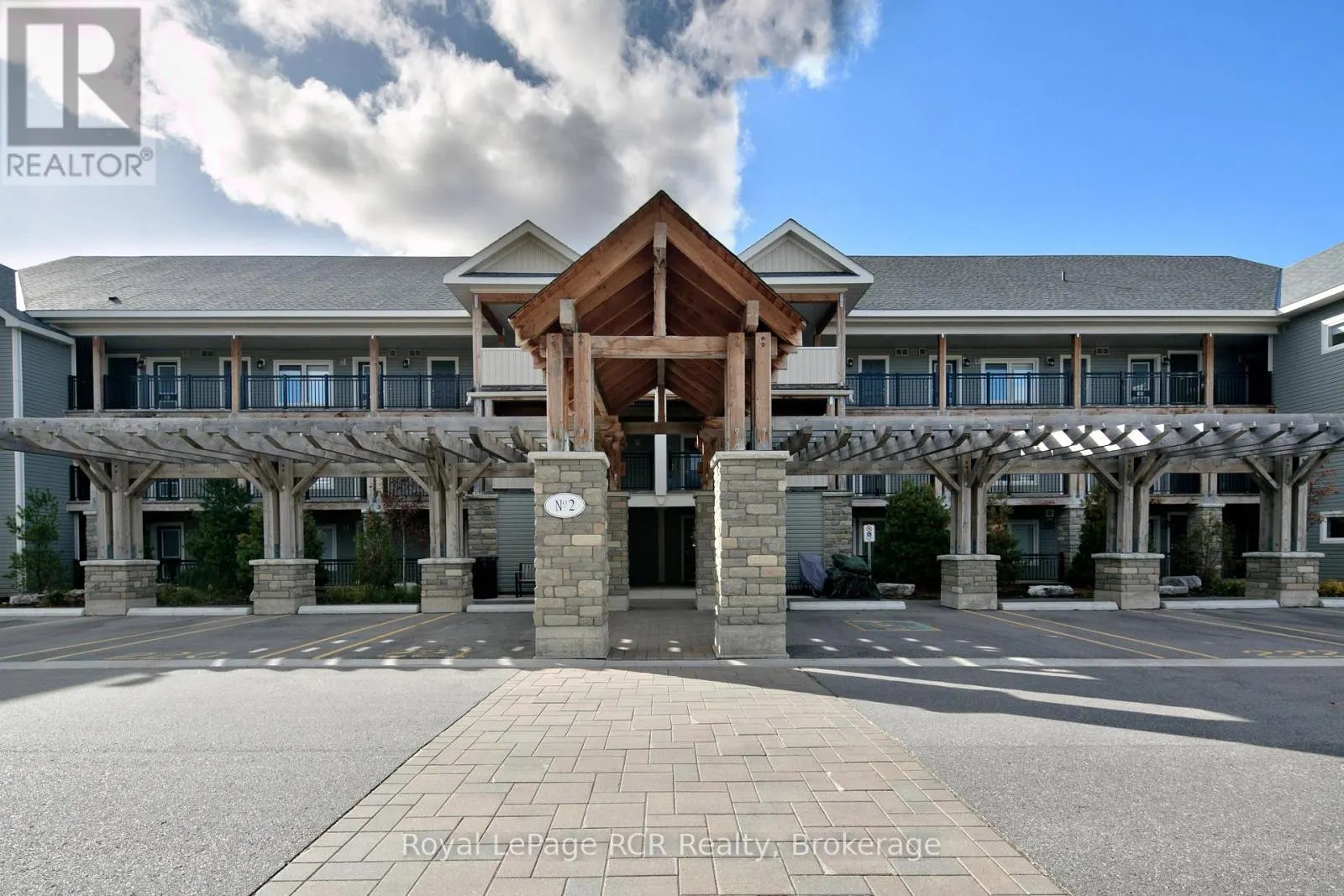 205 - 2 COVE COURT, #205
