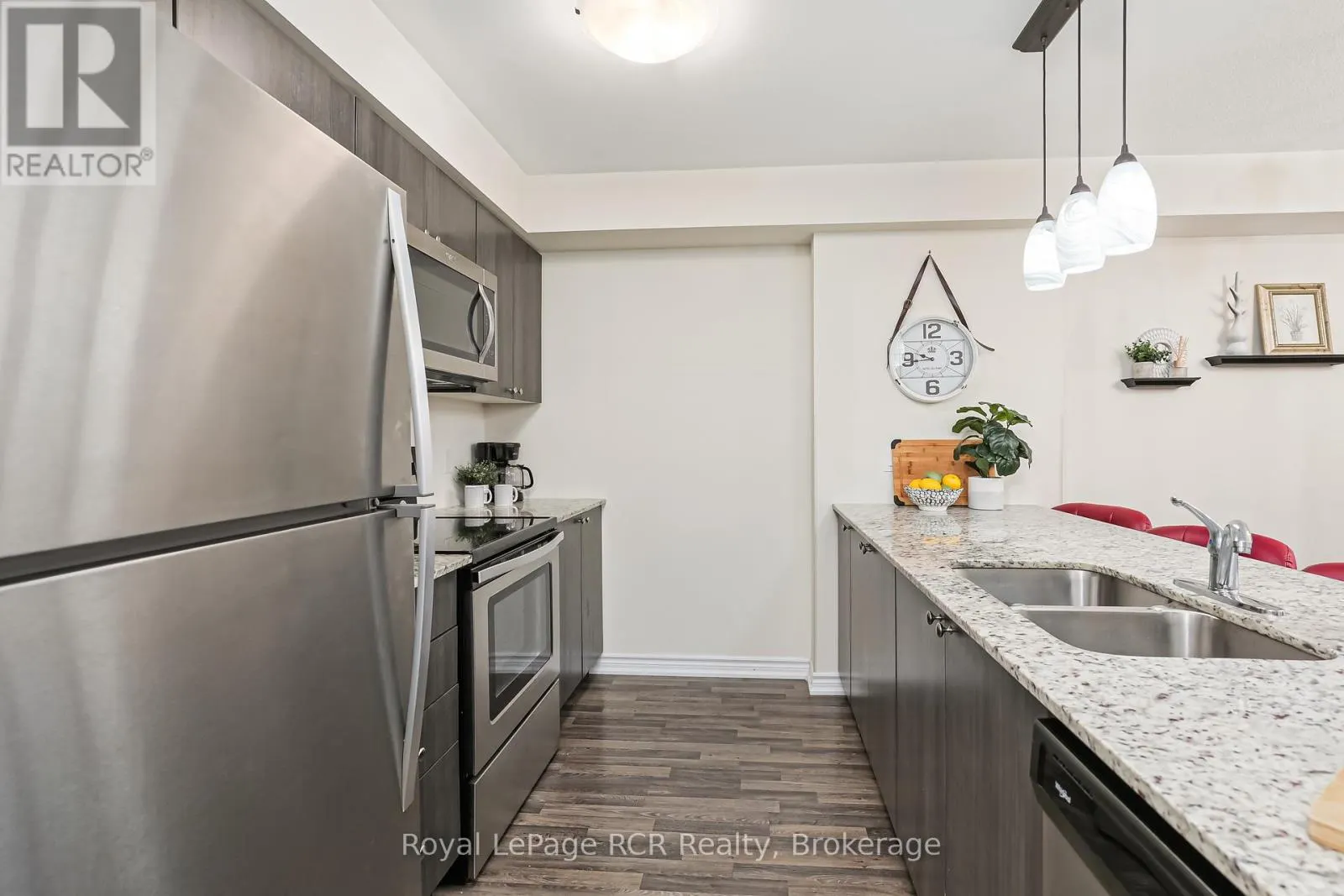 205 - 2 COVE COURT, #205