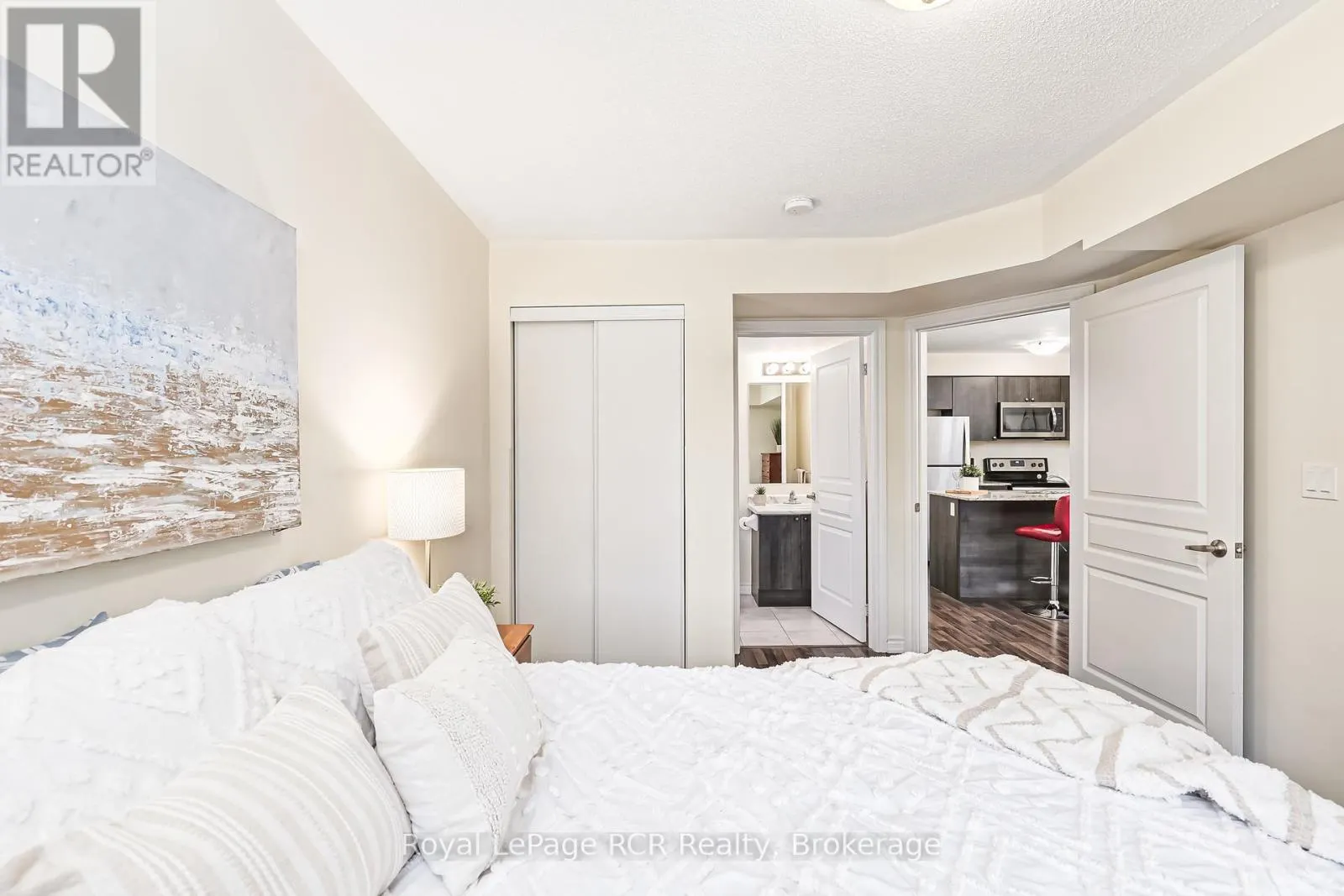 205 - 2 COVE COURT, #205