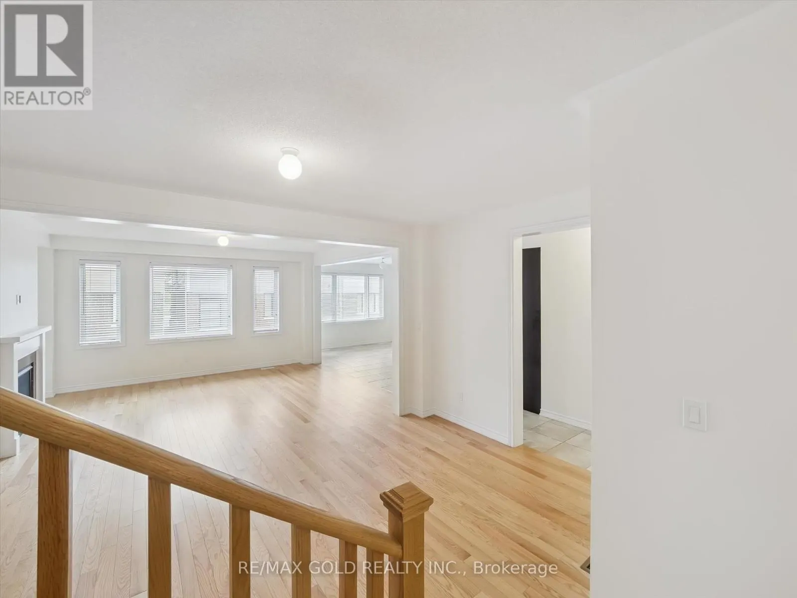 UPPER - 6 BANNISTER ROAD