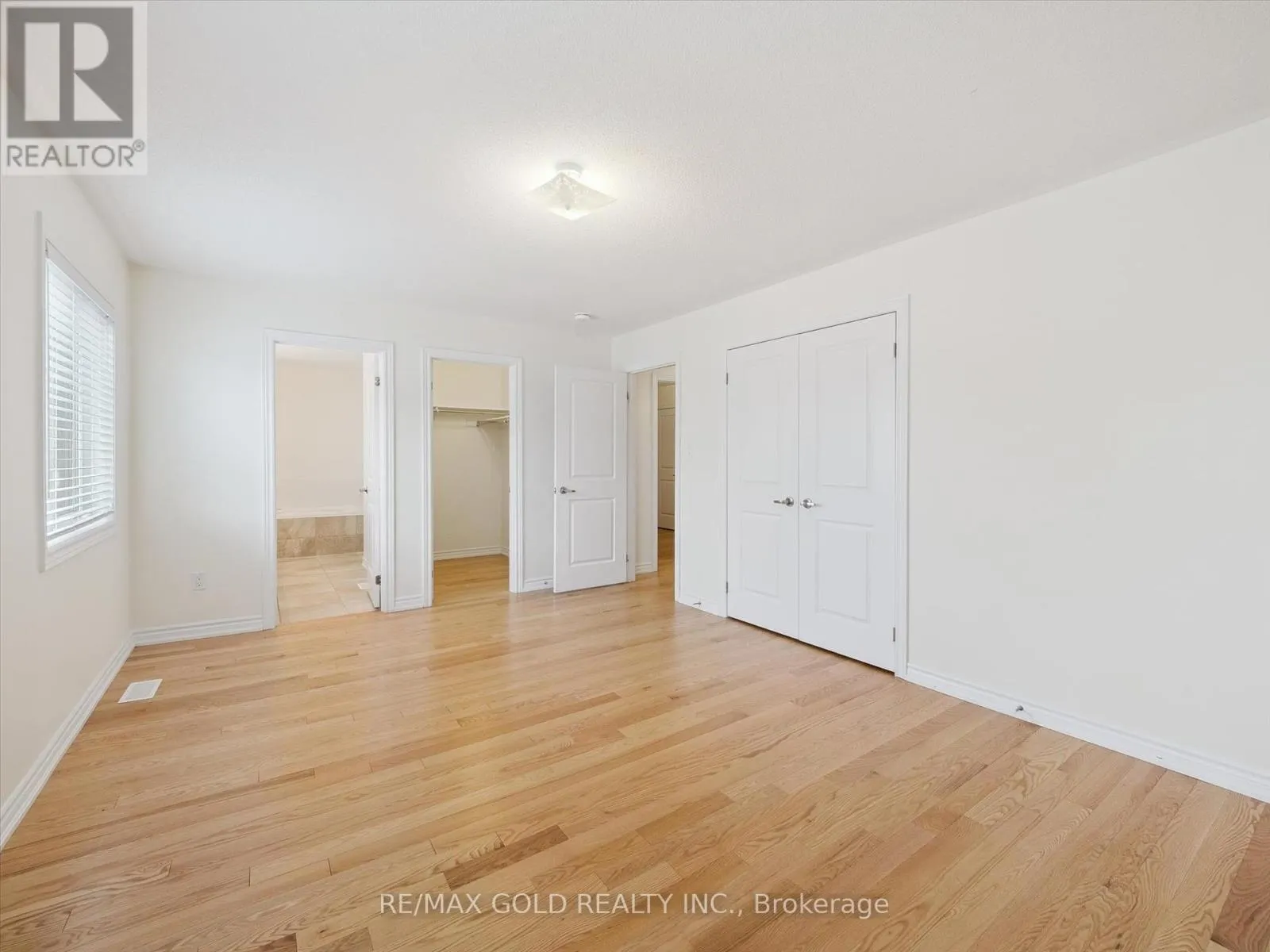 UPPER - 6 BANNISTER ROAD