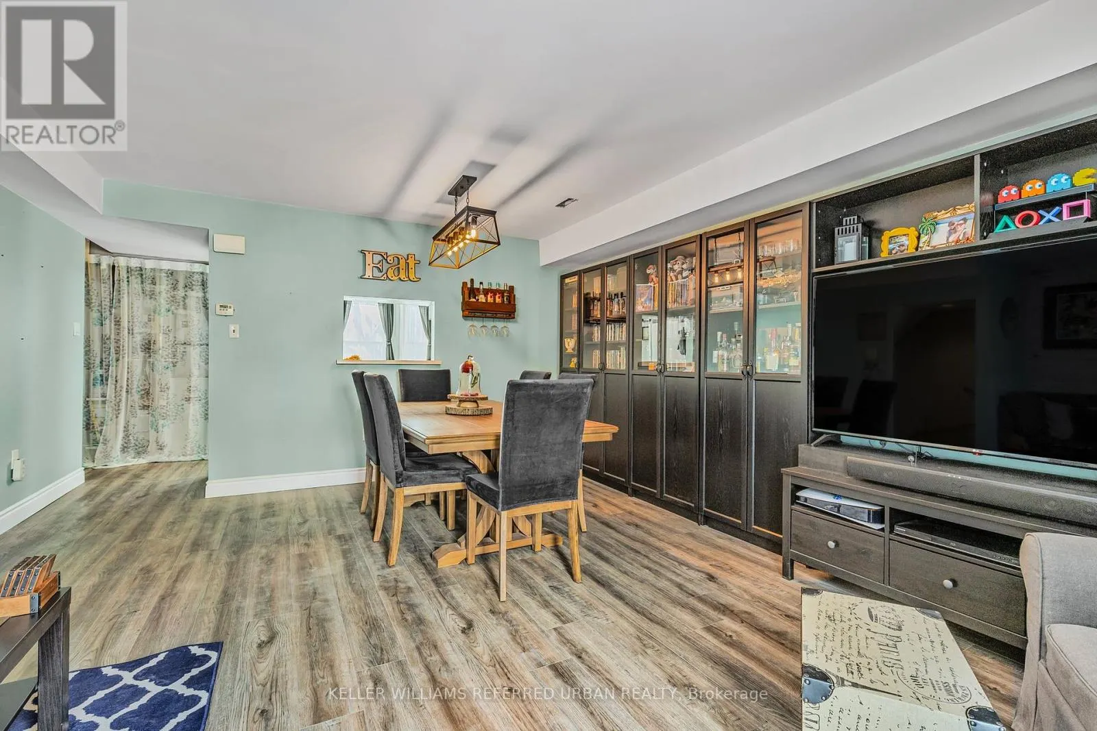 7 - 119 D'AMBROSIO DRIVE