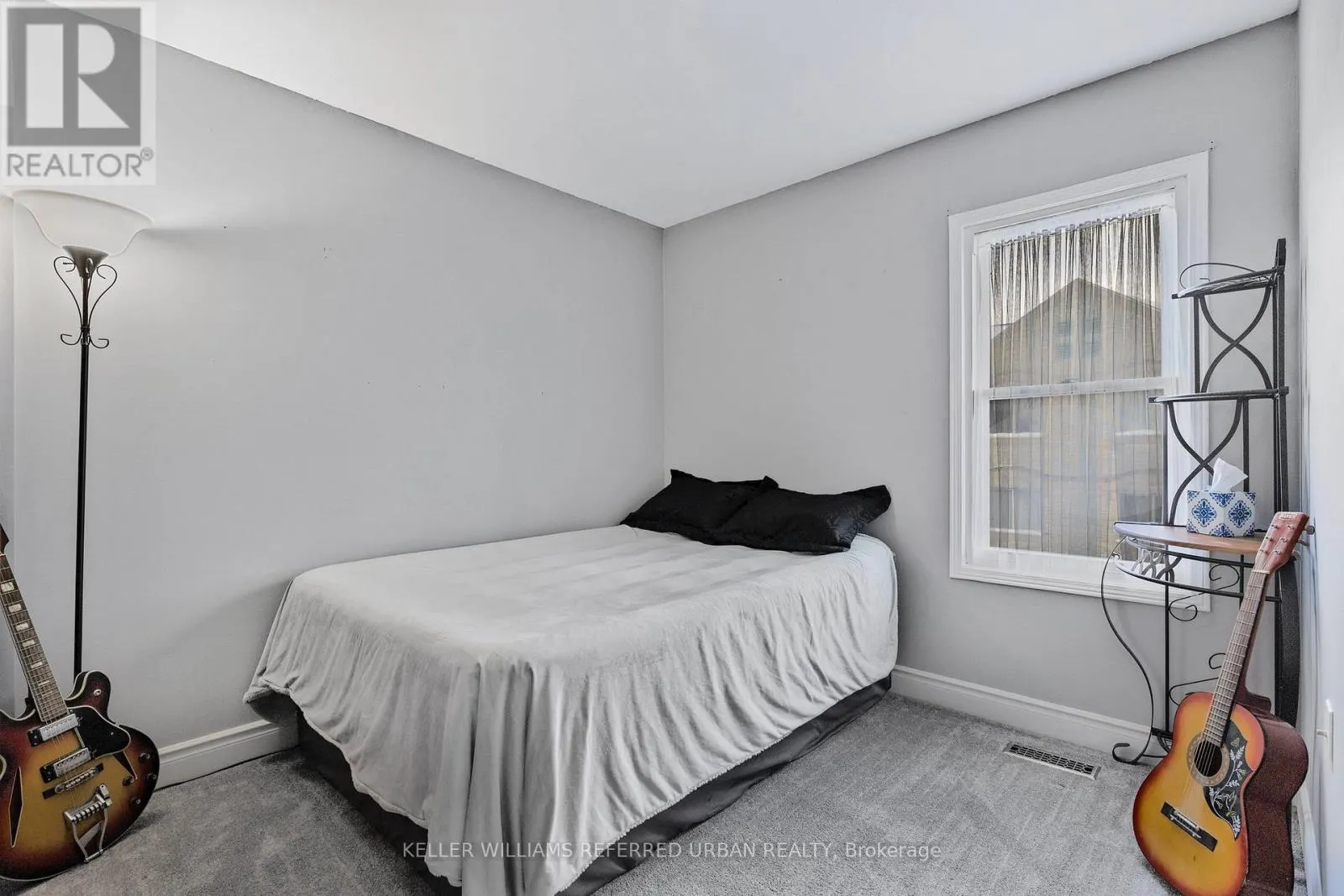 7 - 119 D'AMBROSIO DRIVE