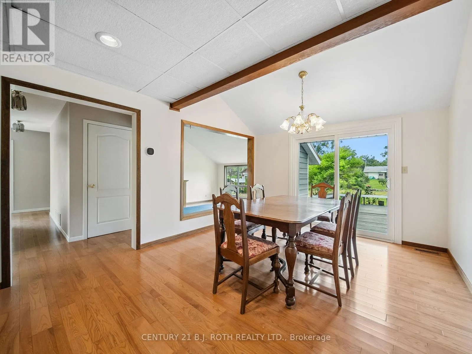 1415 CUNNINGHAM CRESCENT