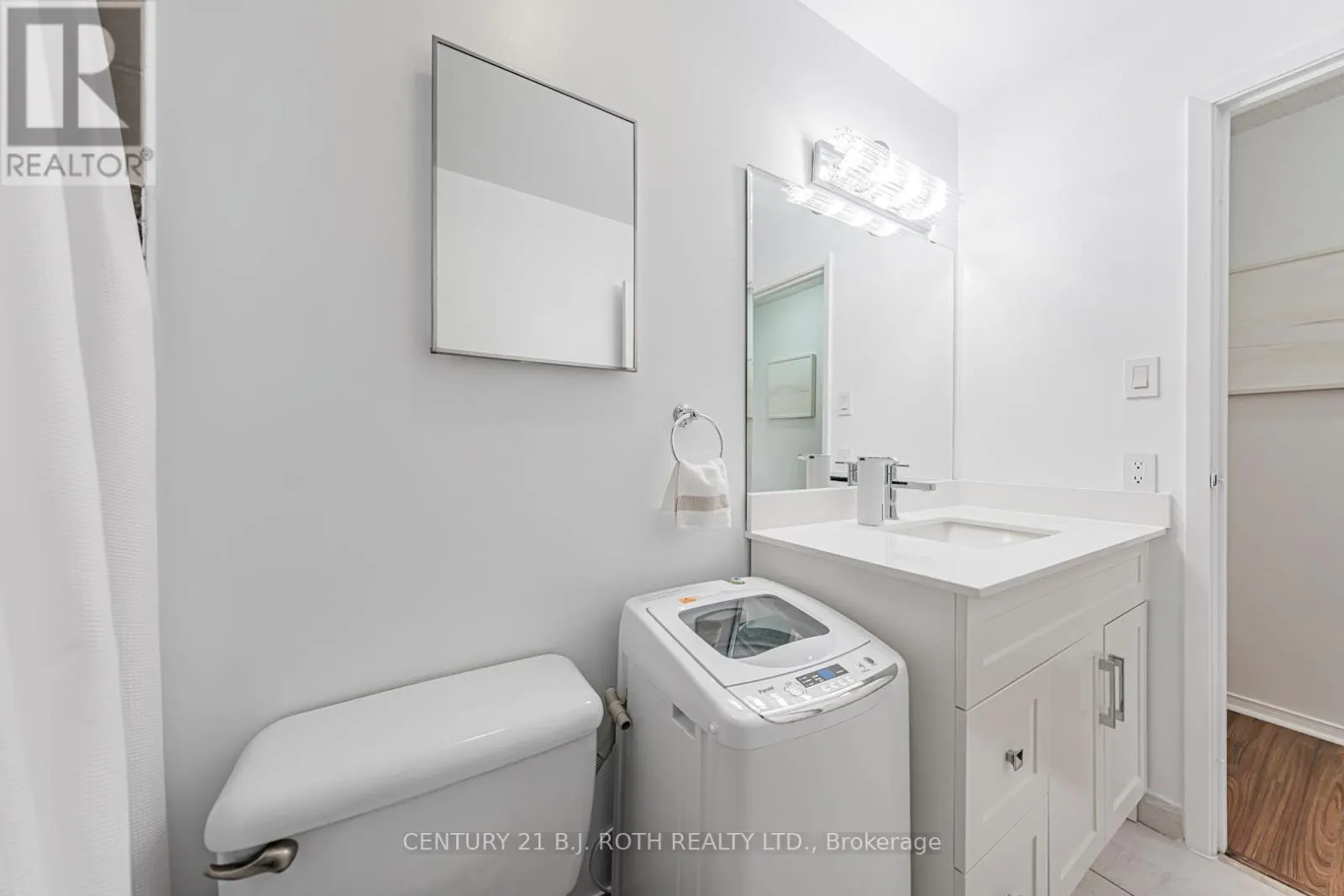 G10 - 147 EDGEHILL DRIVE