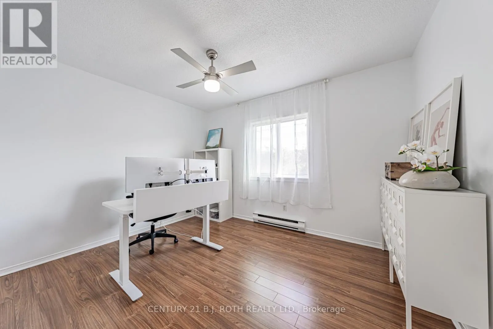 G10 - 147 EDGEHILL DRIVE