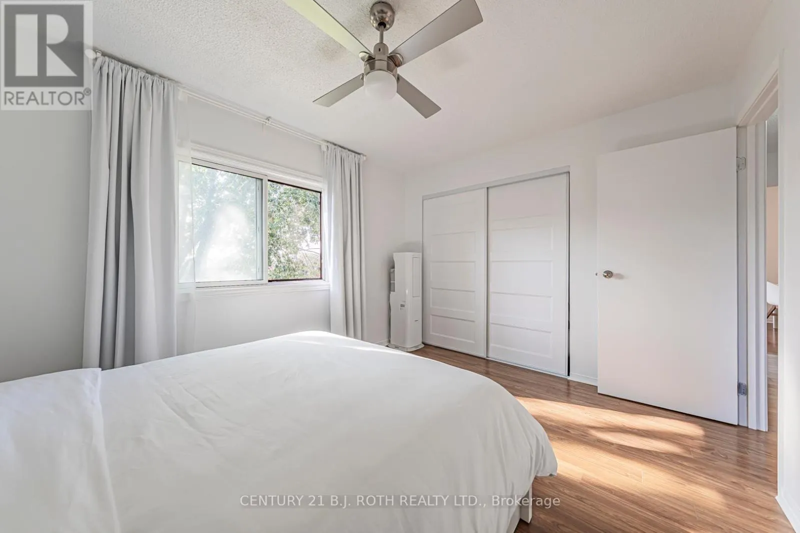 G10 - 147 EDGEHILL DRIVE