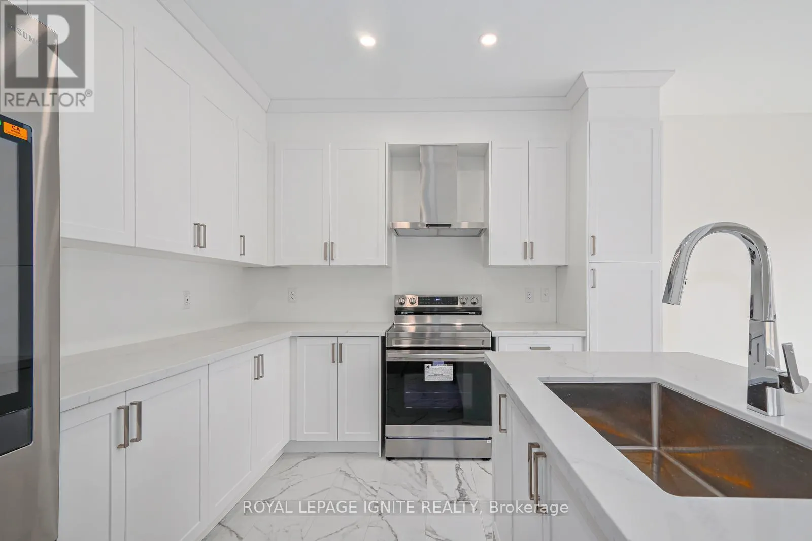 51 DEL RAY CRESCENT