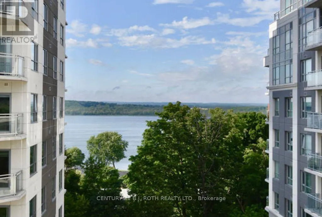 818 - 58 LAKESIDE TERRACE