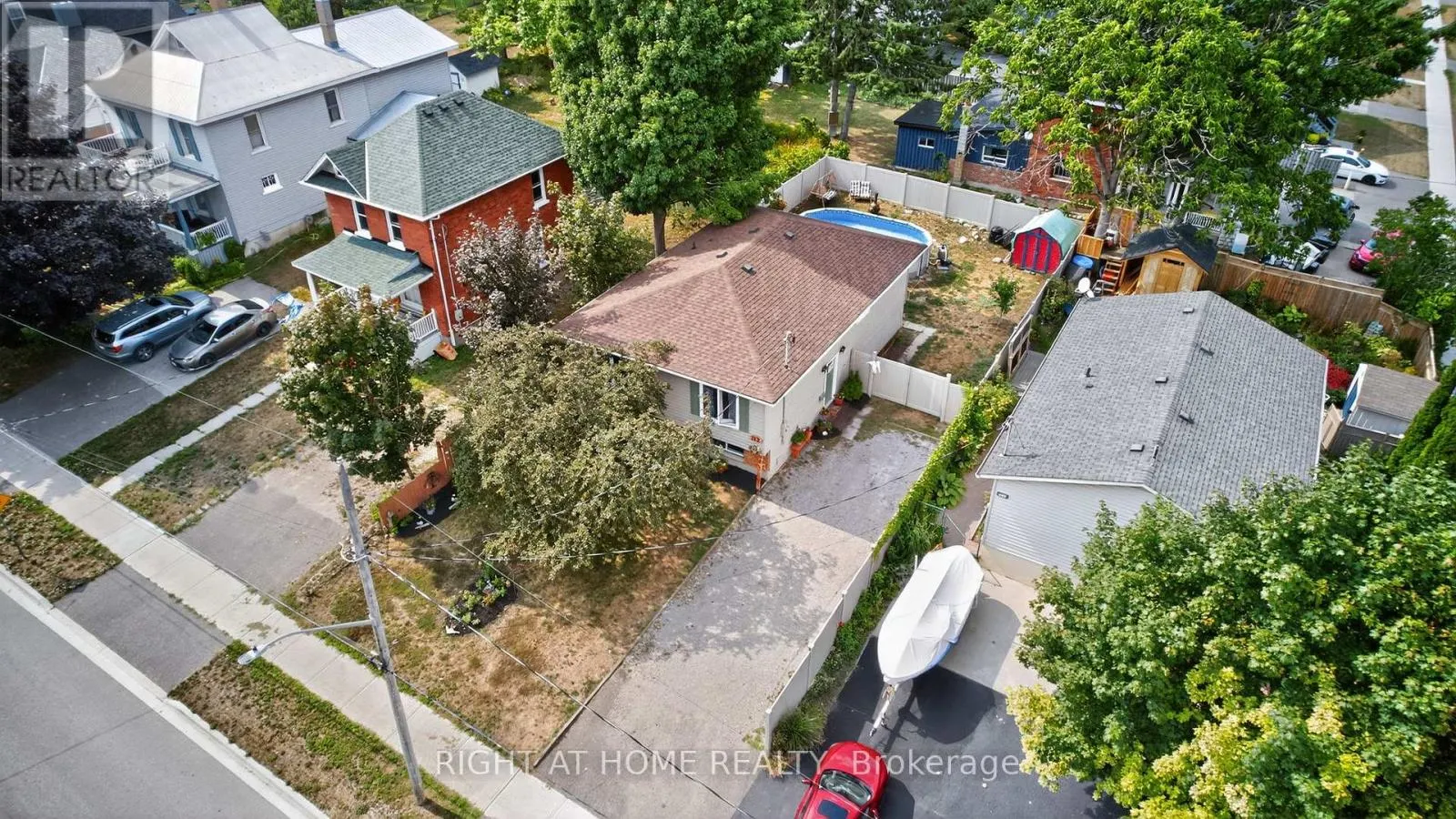 112 BORLAND STREET E