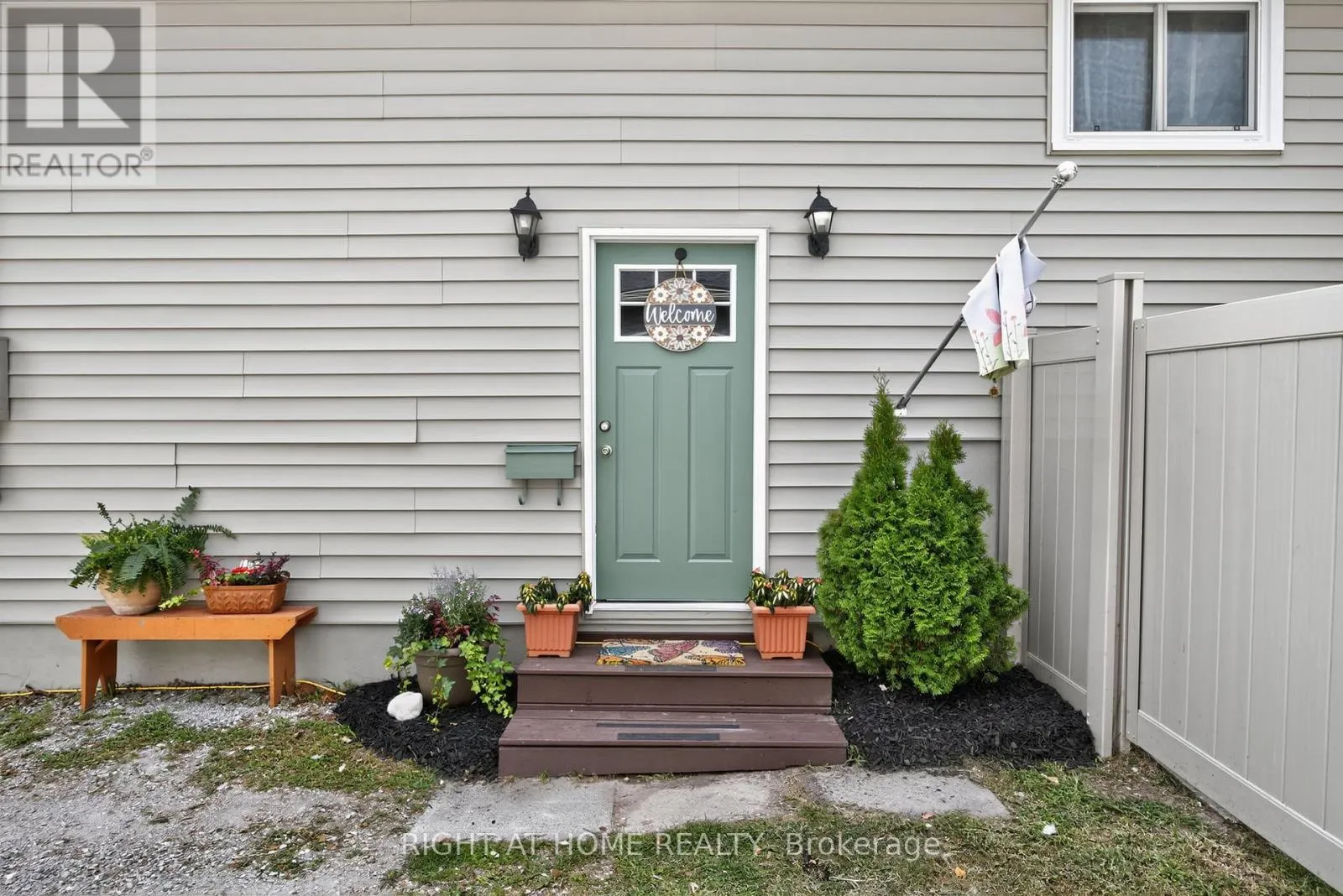 112 BORLAND STREET E