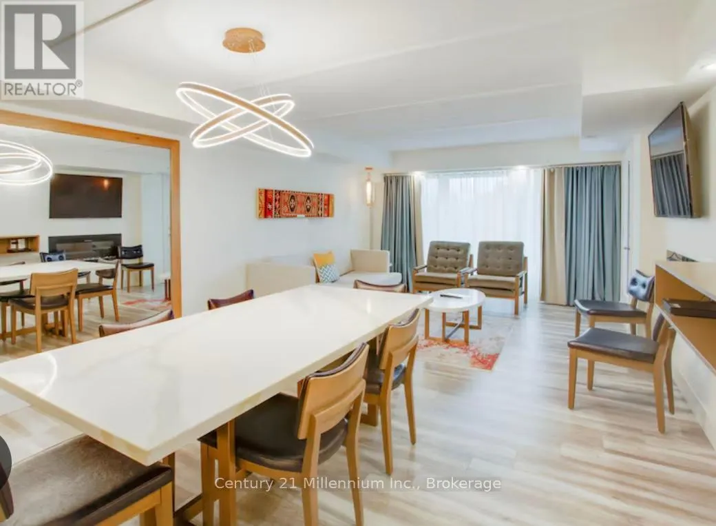 6412-6414 - 9 HARBOUR STREET E, #6412-6414