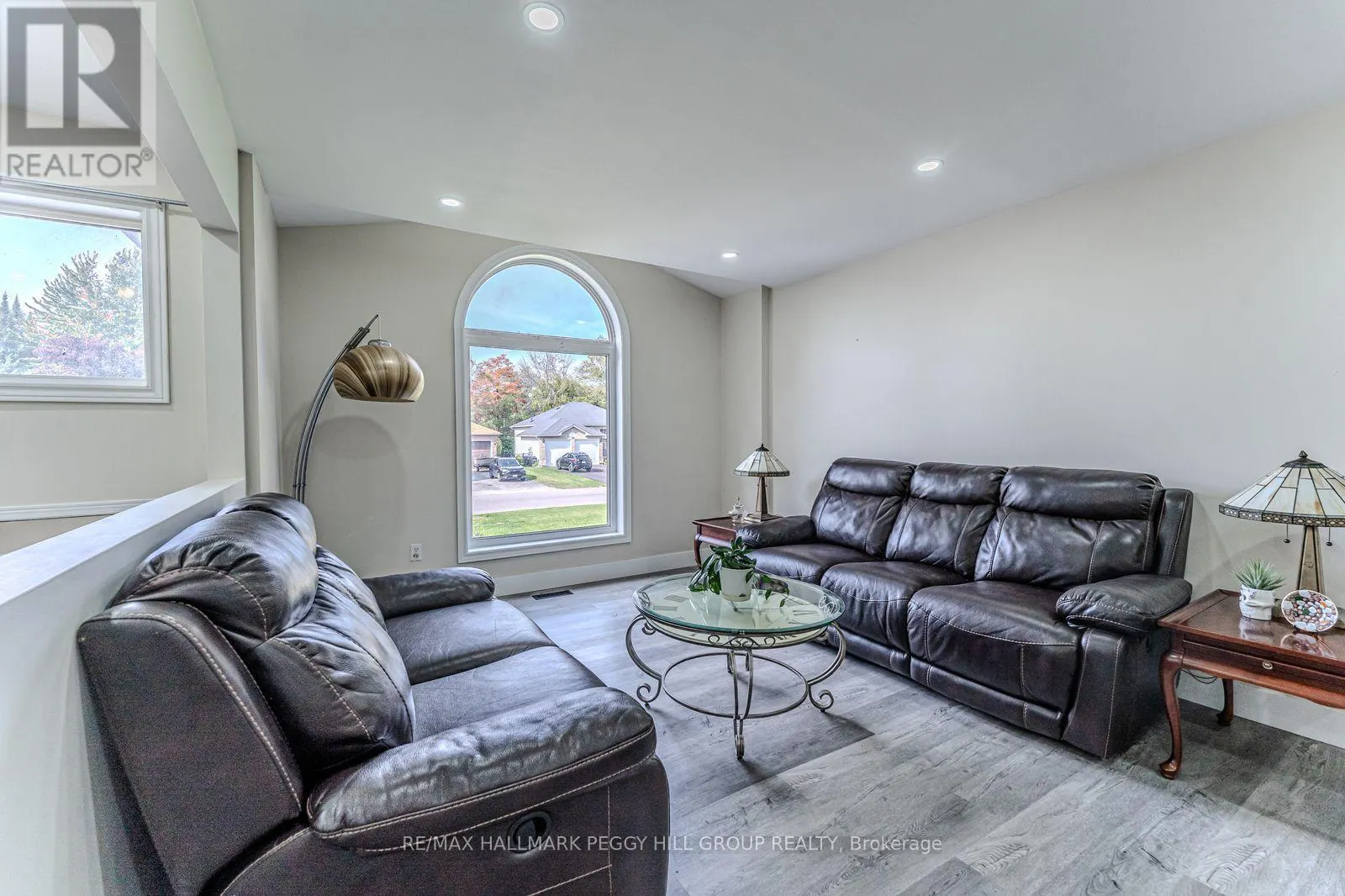 29 SILVER BIRCH AVENUE