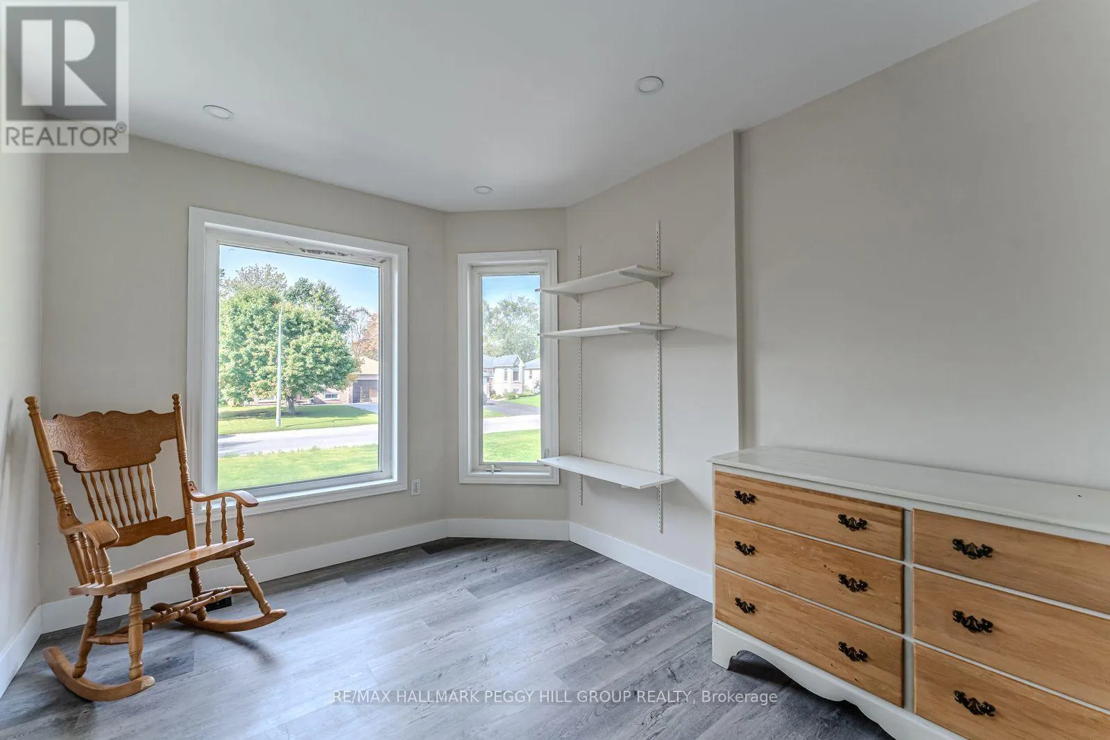 29 SILVER BIRCH AVENUE