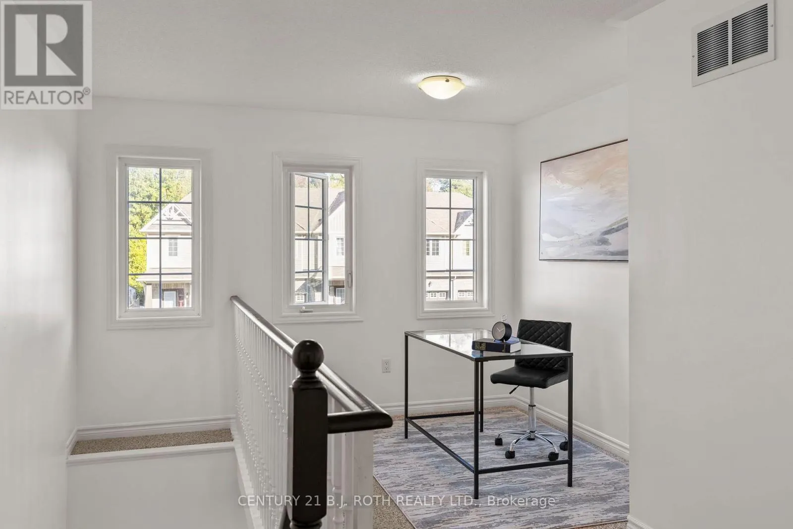 33 ARCADIA ROAD
