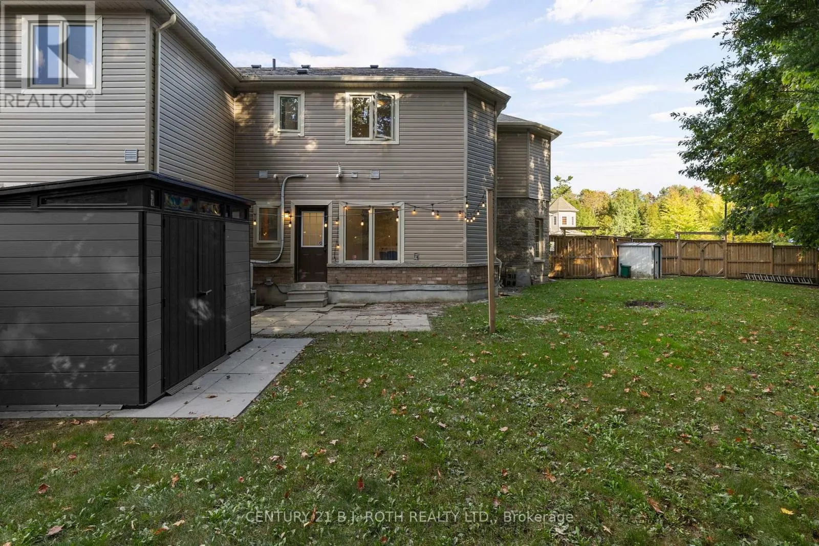 33 ARCADIA ROAD