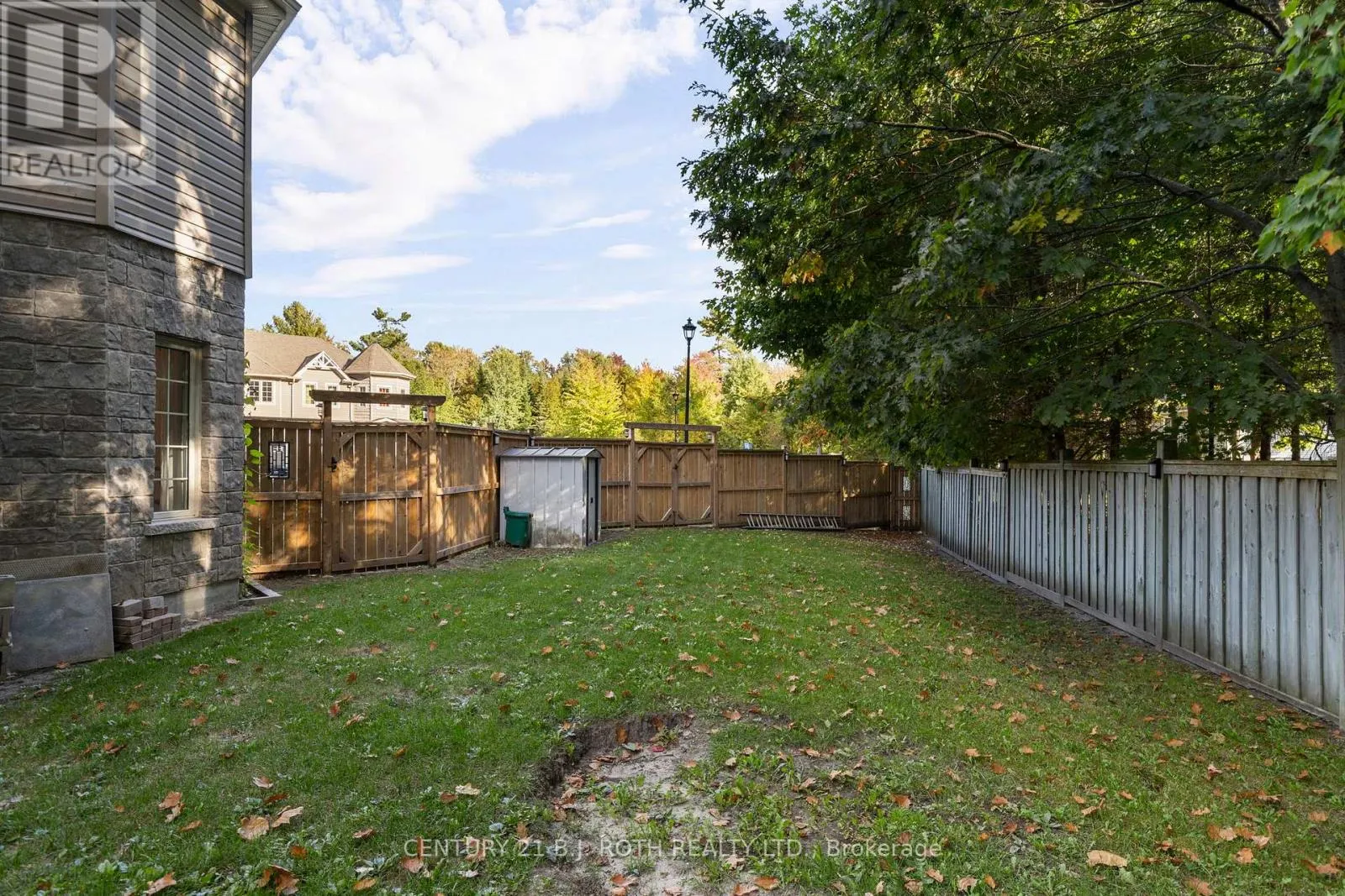 33 ARCADIA ROAD