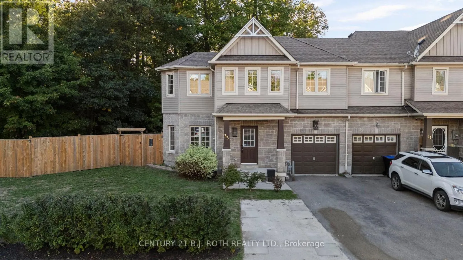 33 ARCADIA ROAD