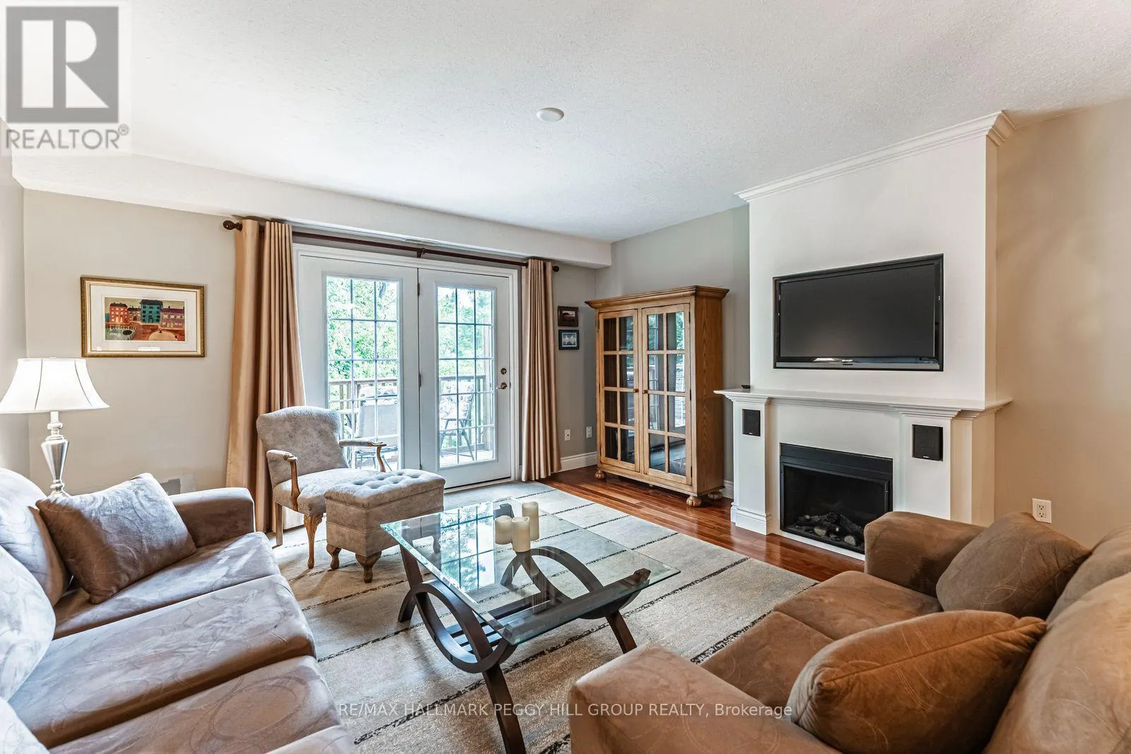 7 - 222 STEEL STREET